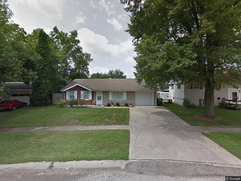 1st image of 1401 Woodbine Dr