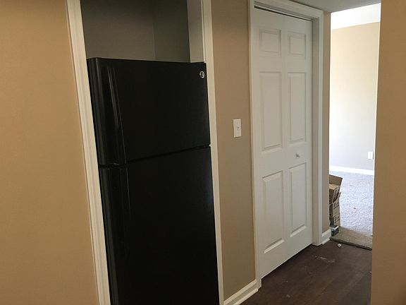 5th image of 1904 W 24th St #7