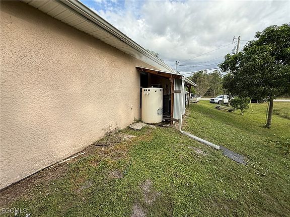 5th image of 447 Jaguar Blvd