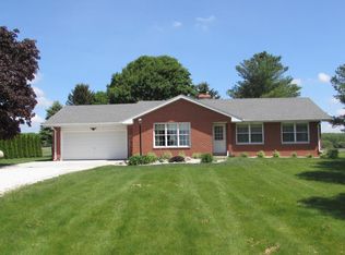 311 Sharp Rd, Burlington, WI 53105