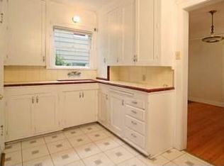 4728 35th Ave NE, Seattle, WA 98105