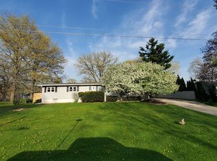 504 4th Ave, Matherville, IL 61263