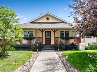 62 W Westland St, Okotoks, AB T1S 2C2