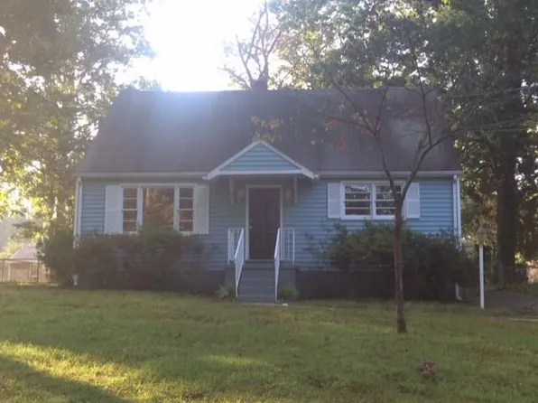 913 Ironington Rd, Richmond, VA 23227