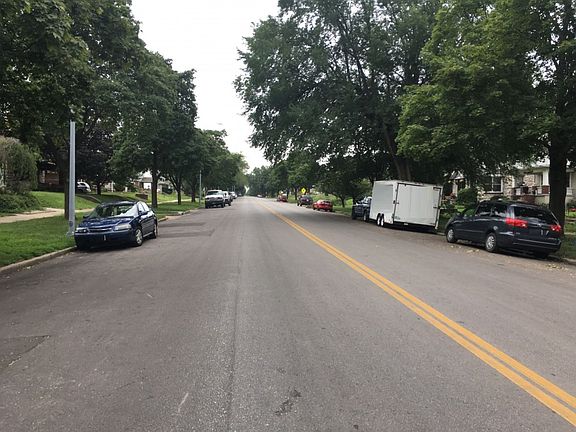4th image of 341 N Van Brunt Blvd