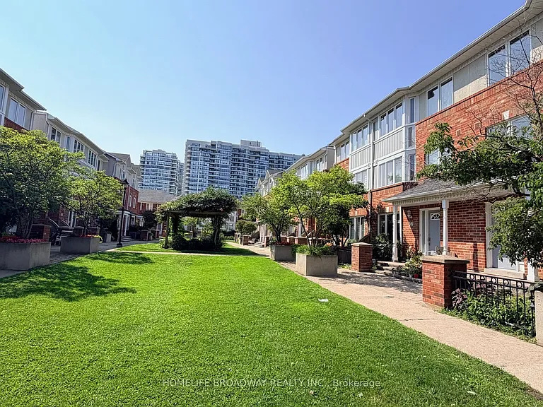 18 Clark Ave W #55 — Photo 29