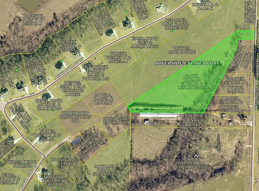 2nd image of 62 Riverside St