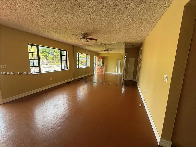 17950 NW 6th Ct — Photo 13