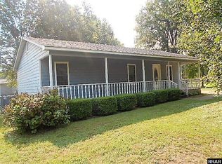427 Greenlawn St, Greenfield, TN 38230