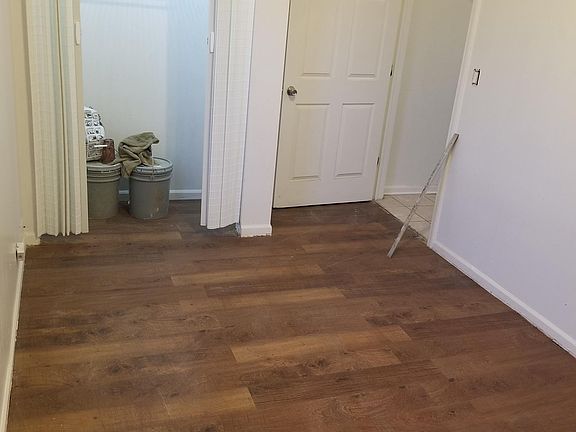2nd image of 5411 S Bishop St