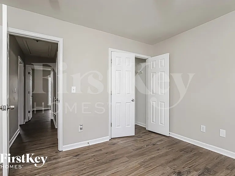 5902 Black Willow Dr — Photo 13