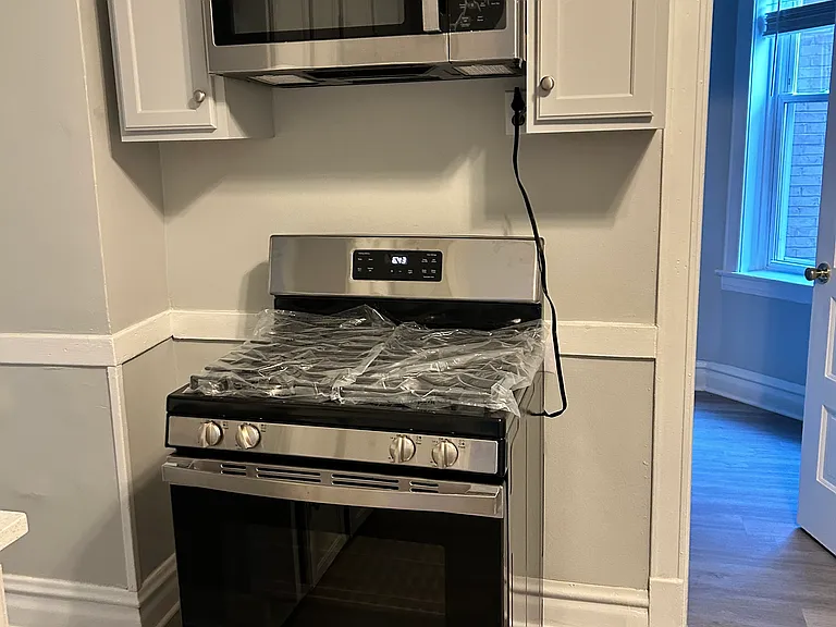 3402 S Morgan St #2R — Photo 5