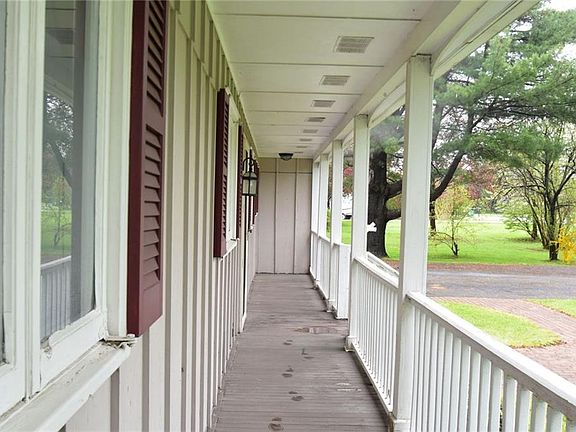 4th image of 3516 Atlantic Ave