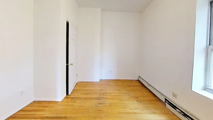 Rented by Compass | media 6