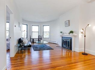 925 Beacon St #19L, Brookline, MA 02446