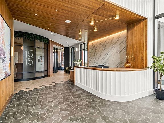 4th image of 1515 Commonwealth Ave #303