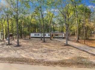 1217 Birch Dr, Summerton, SC 29148