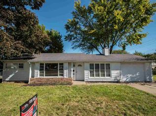 2653 Sturdevant St, Davenport, IA 52804