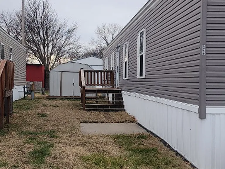 Meadowlark MHC LLC - Rent to Own — Photo 12