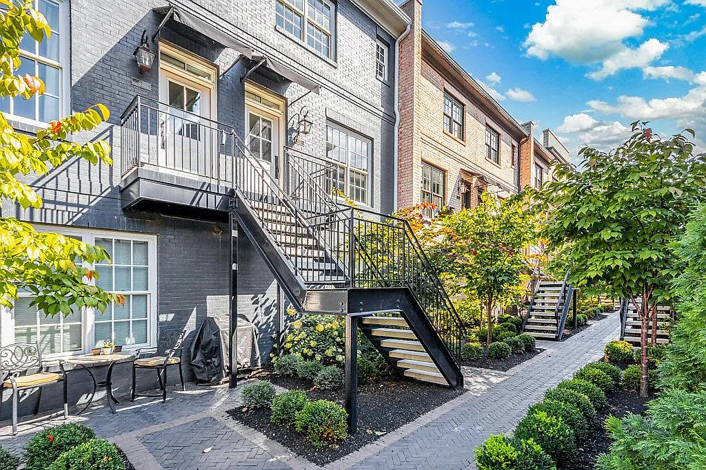 91 N 6th St #Townhouse 76 photo 1
