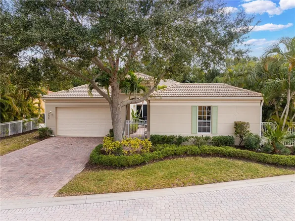 9620 E Maiden Ct, Vero Beach, FL 32963