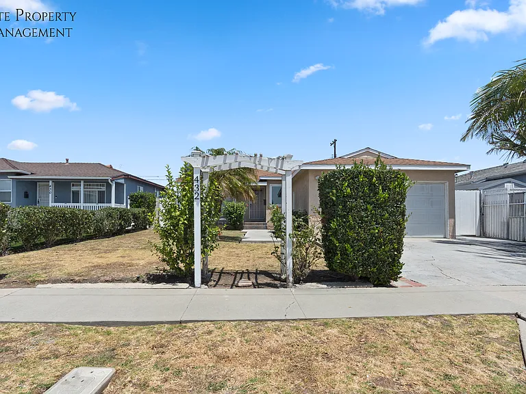 432 S Tajauta Ave — Photo 2