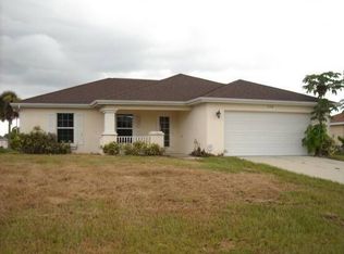 328 SW 29th Pl, Cape Coral, FL 33991