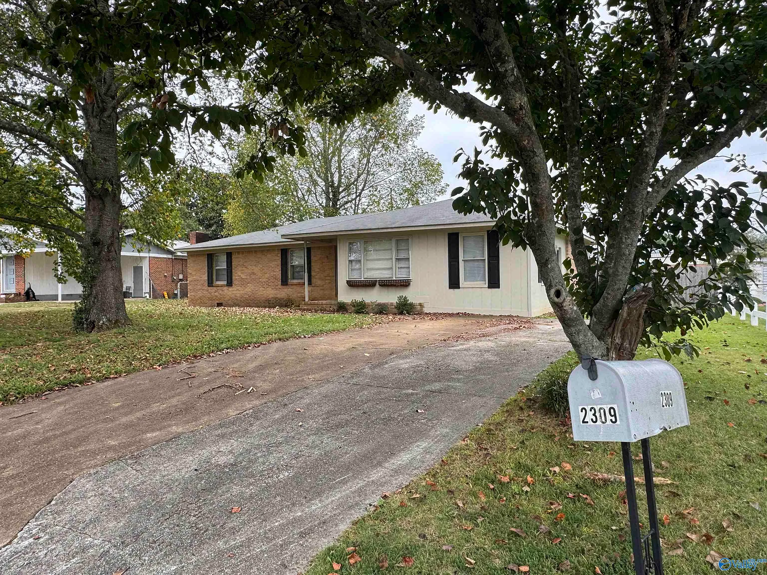 4 bed, 2.0 bath, 1725 sqft, $1,795 — Photo 3