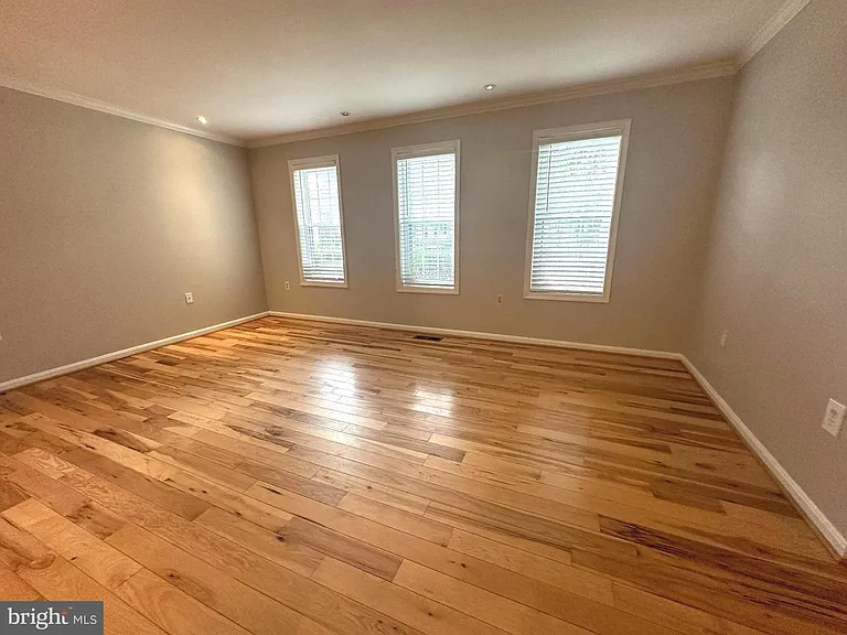11928 Sentinel Point Ct — Photo 4