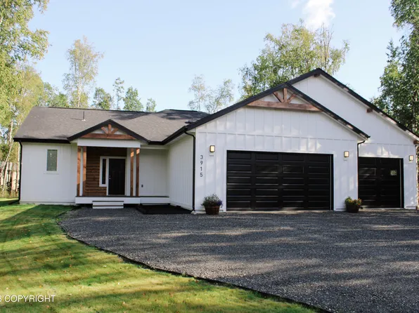 3915 S Cook Inlet Cir, Wasilla, AK 99623
