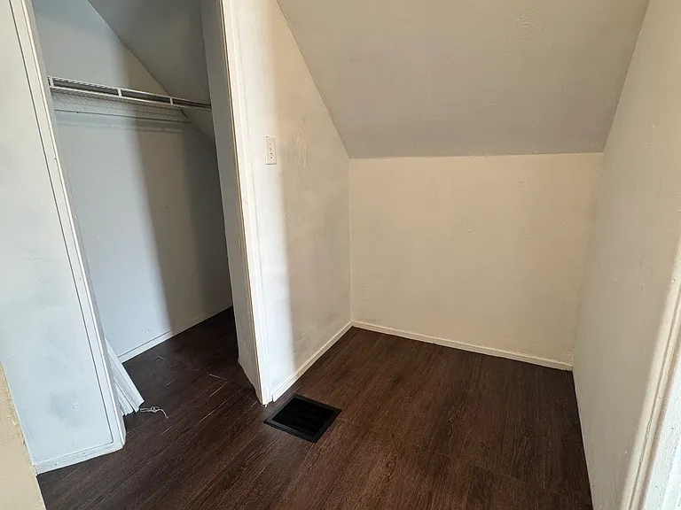 20216 Butternut Ln — Photo 9