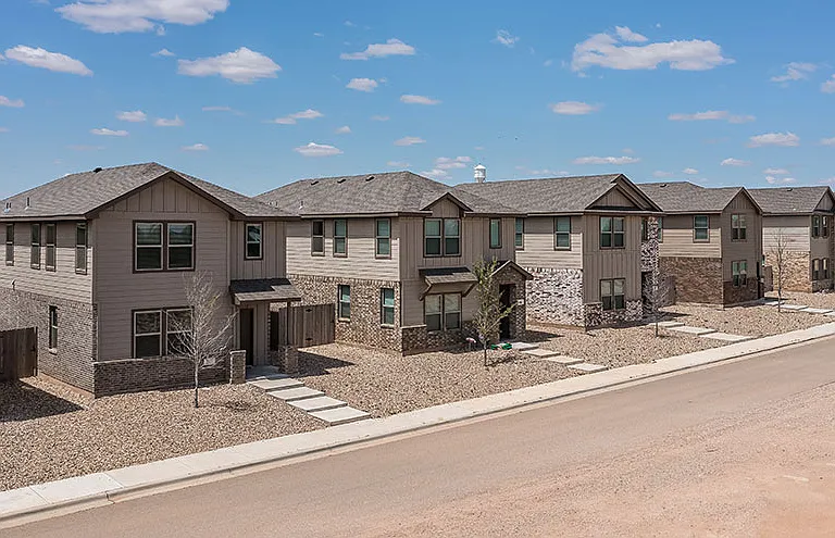Patterson Pointe — Photo 6