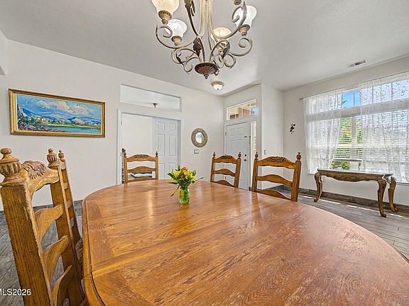 5th image of 9395 Oakley Ct