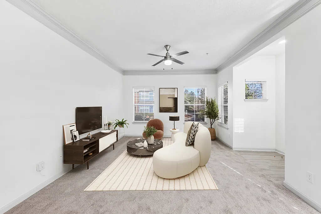 Halston South Point Apartment Homes — Photo 3