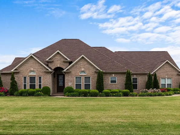 3105 McGuire Dr, Muscle Shoals, AL 35661