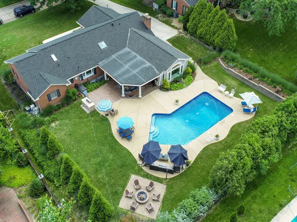 2720 Marlo Way, Lakeside Park, KY 41017