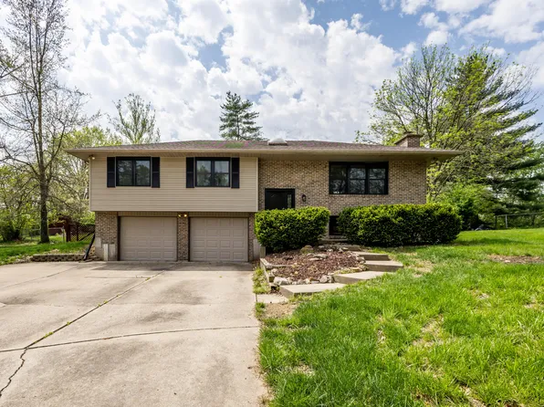 4520 W Waterford Ct, Columbia, MO 65203