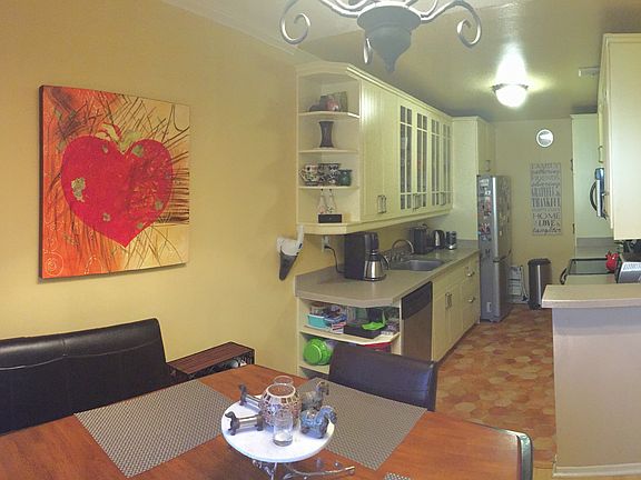 4th image of 5400 Newcastle Ave APT 69