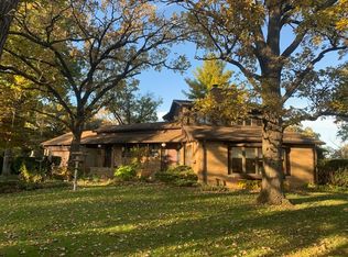 25960 W Il Route 22, Barrington, IL 60010