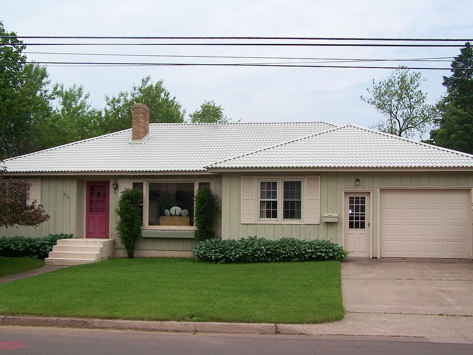 1st image of 210 W Francis St