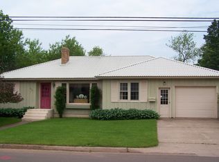210 W Francis St, Ironwood, MI 49938
