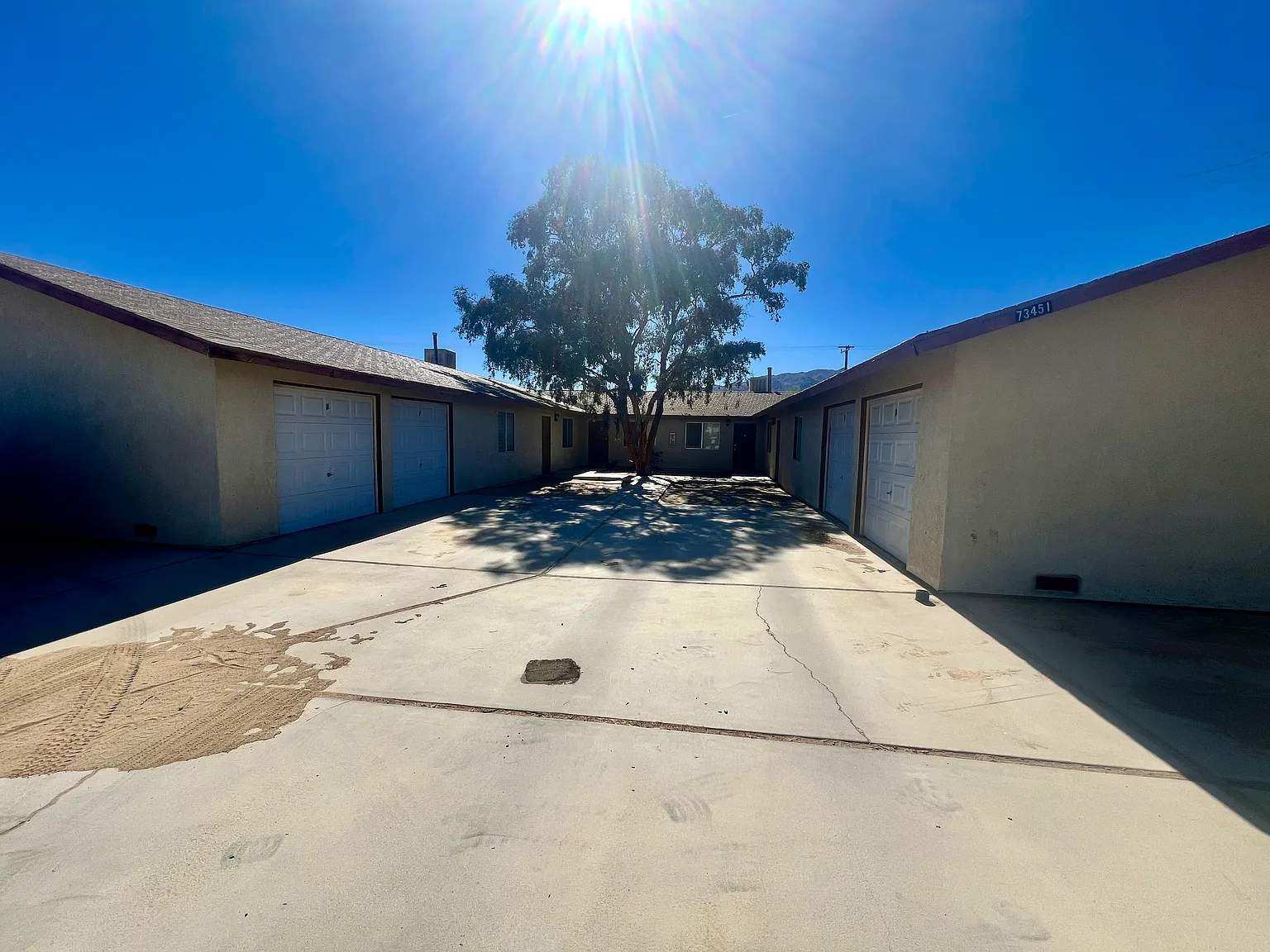 2 bed, 900 sqft, $950 — Photo 2
