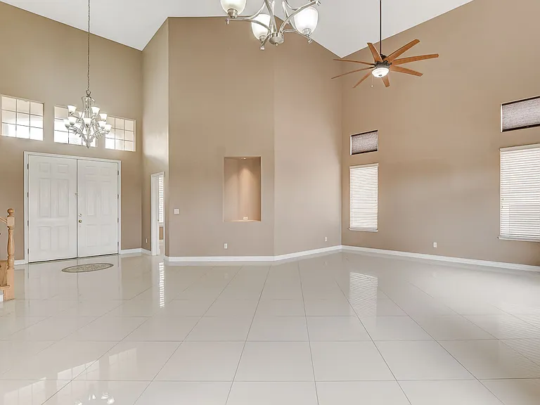 2504 Antique Blossom Ave — Photo 10