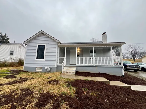 216 Craig Ave, Salem, VA 24153