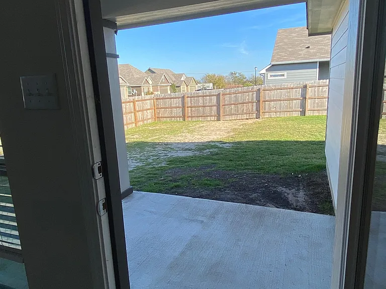 1409 Kiskadee Branch Dr — Photo 5