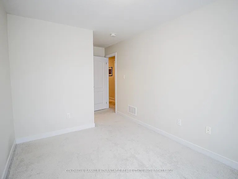 77 Keelson St — Photo 21