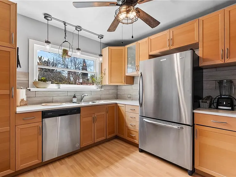 3992 Beechwood Pl #A — Photo 5