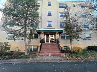 612 11th Ave APT 1B, Huntington, WV 25701