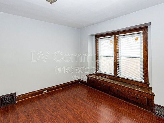 5th image of 3131 W 58th St