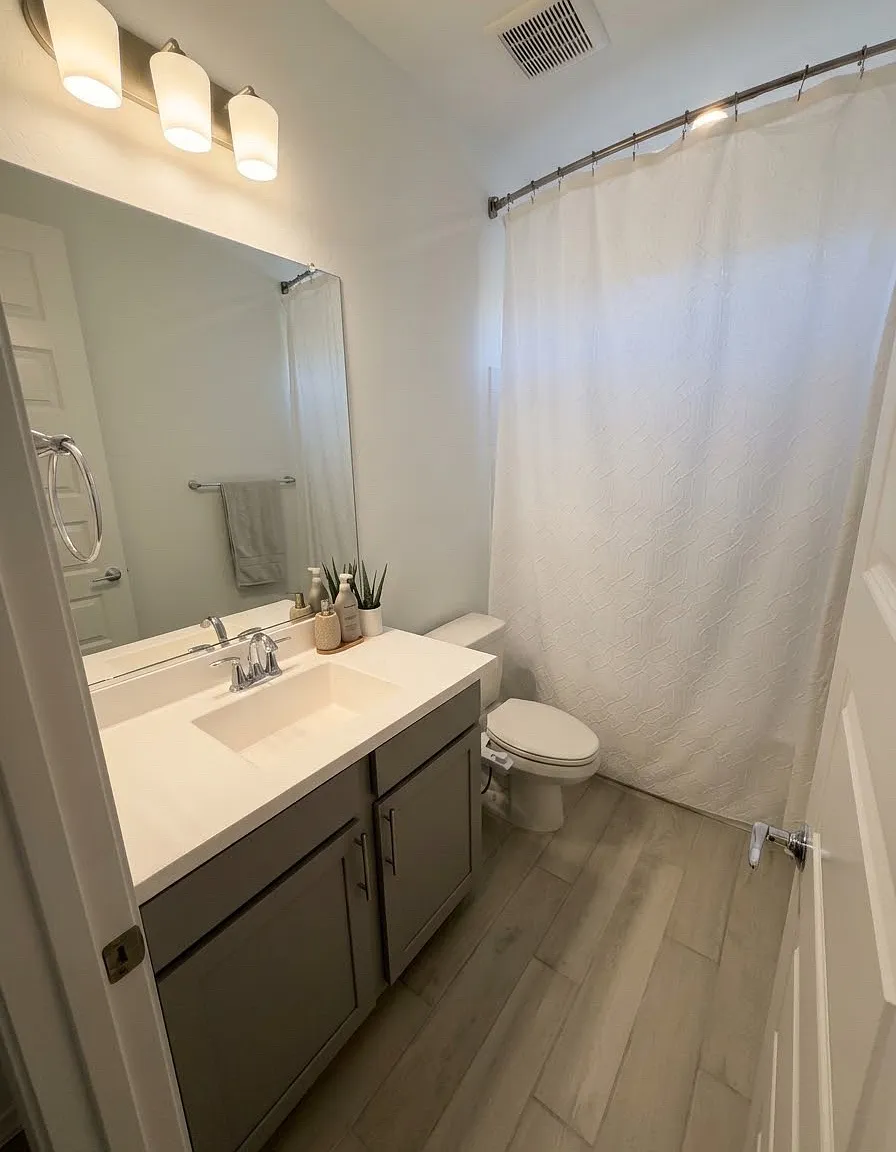 3 bed, 1601 sqft, $2,475 — Photo 4